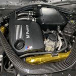 M4 F82 Motorumbau - DarkGarage GmbH - Hitzeband Gold